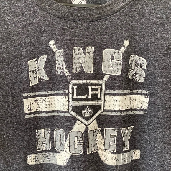 NHL Youth Girl’s T-Shirt Top XL LA Kings Hockey Charcoal Gray Marled Cotton Kids - Picture 2 of 3